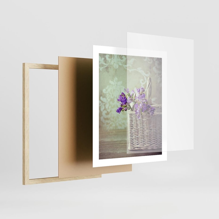 Plakat w ramie 40x50 - Kwiatowy koszyk - kwiaty, koszyk - rama drewno