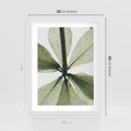 Plakat w ramie 30x40 - Jasna Zieleń w Makro - makro zdjęcie liści, jasna zieleń - rama biała