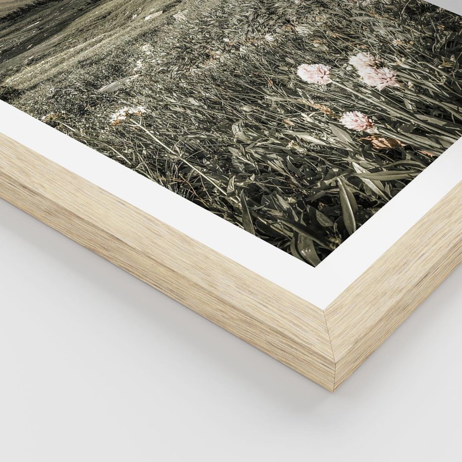 Plakat w ramie 50x70 - Nostalgiczne Góry - górski krajobraz, łaka w górach - rama drewno