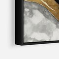 Obraz w ramie 70x50 - Refrakcje płynącej rzeczywistości - jak marmurowa rzeka, linie złota - rama czarna