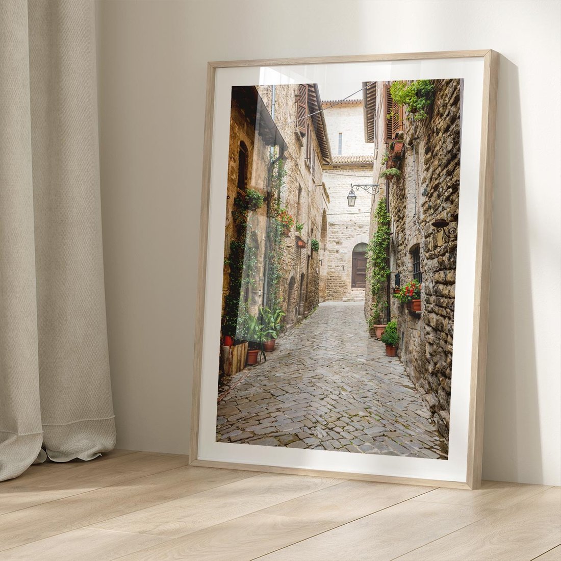 Plakat w ramie 40x50 - Urok Uliczki we Włoszech - uliczka, Włochy - rama drewno