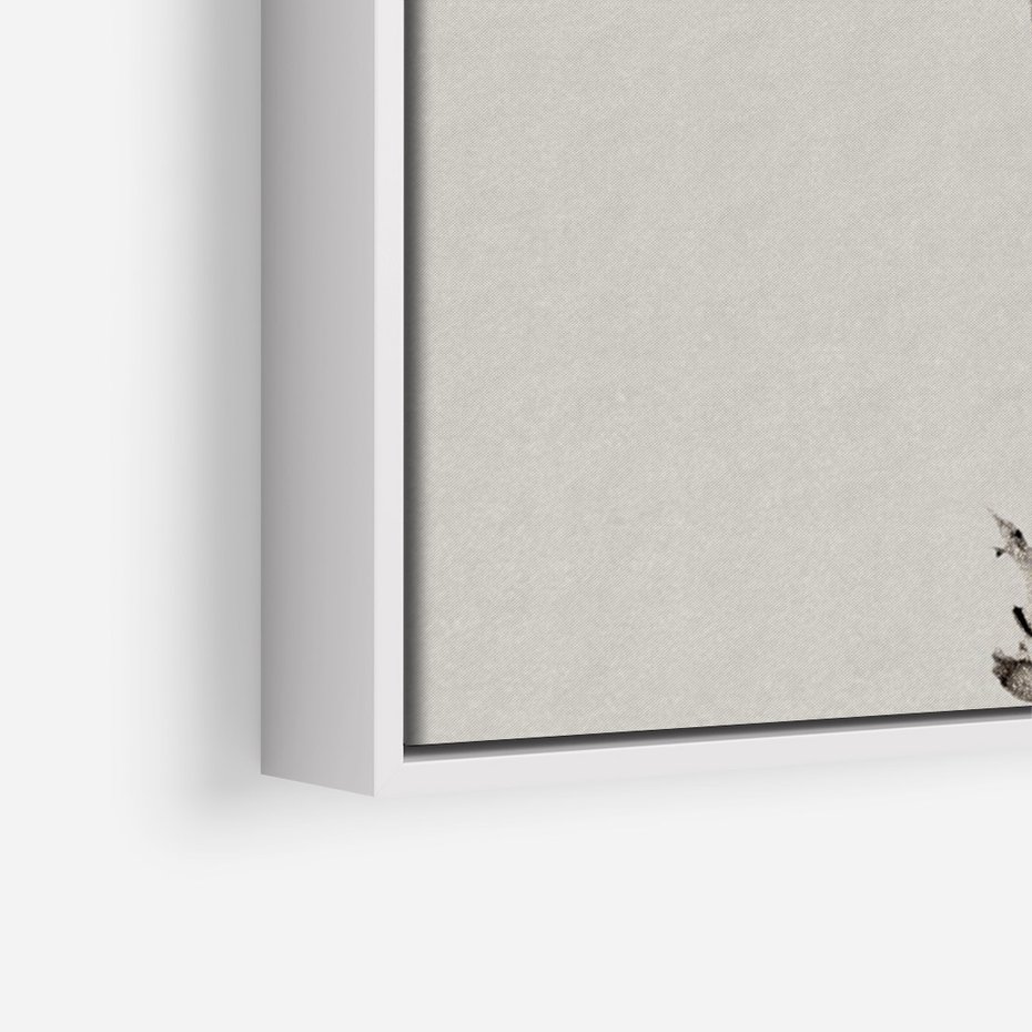 Obraz w ramie 80x120 - Cień Kwiatowej Delikatności - kwiat, cień - rama biała