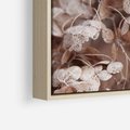 Obraz w ramie 100x70 - Przemijająca Piękność - fotografia, zbliżenie - rama drewno