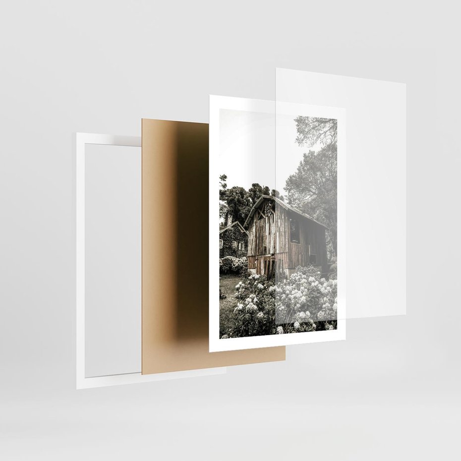 Plakat w ramie 50x70 - Oaza Uroku: Drewniana Chatka i Ogród - domek, ogród - rama biała