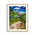 Plakat w ramie 50x70 - Jezioro górskie: harmonia natury - jezioro, góry - rama drewno