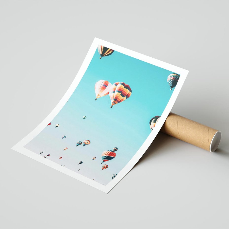 Plakat bez ramy 30x40 - Balonowa Ekscytacja - balony latają w powietrzu, wyścigi balonów