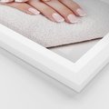 Plakat w ramie 50x70 - Piękno manicure - manicure, paznokcie - rama biała