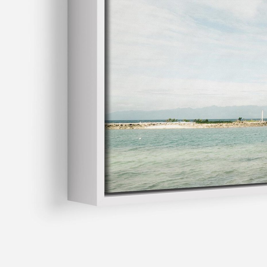 Obraz w ramie 120x80 - Magia Morza i Piękno Plaży - Hawaje, morze - rama biała