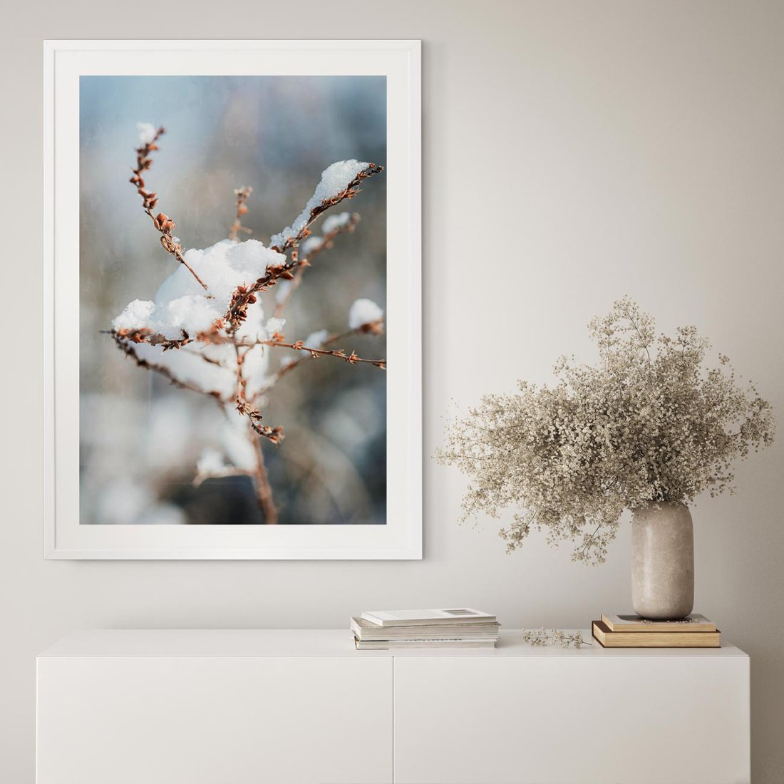 Plakat bez ramy 30x40 - Zimowy Urok Natury - gałązki pod śniegiem, natura
