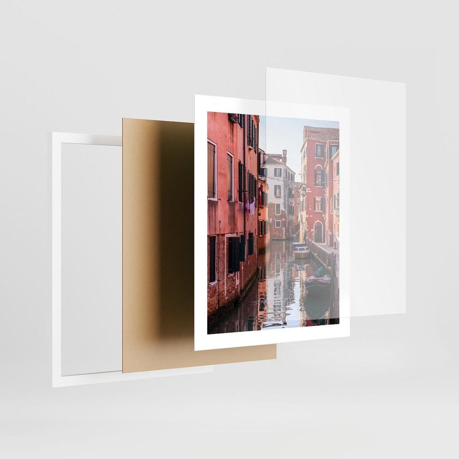 Plakat w ramie 40x50 - Przejażdżka gondolą przez Wenecję - Wenecja, kanały - rama biała