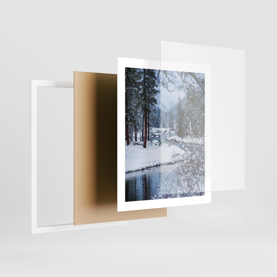 Plakat w ramie 40x50 - Śnieżne cuda - zima, las - rama biała