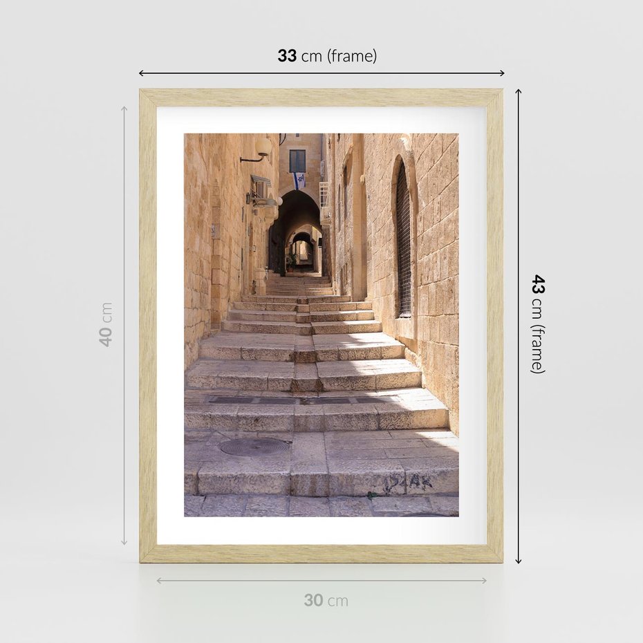 Plakat w ramie 30x40 - miasto w innej odsłonie - uliczka, perspektywa - rama drewno