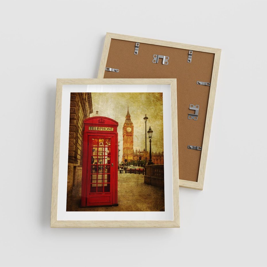 Plakat w ramie 40x50 - Ikoniczna budka telefoniczna w Londynie - sepia, budka - rama drewno