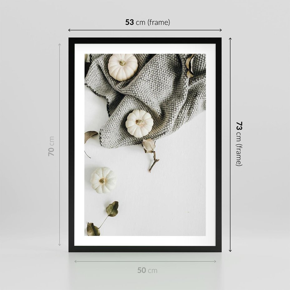 Plakat w ramie 50x70 - Białe Dynie i Przytulny Koc - kompozycja jesienna, białe dynie - rama czarna