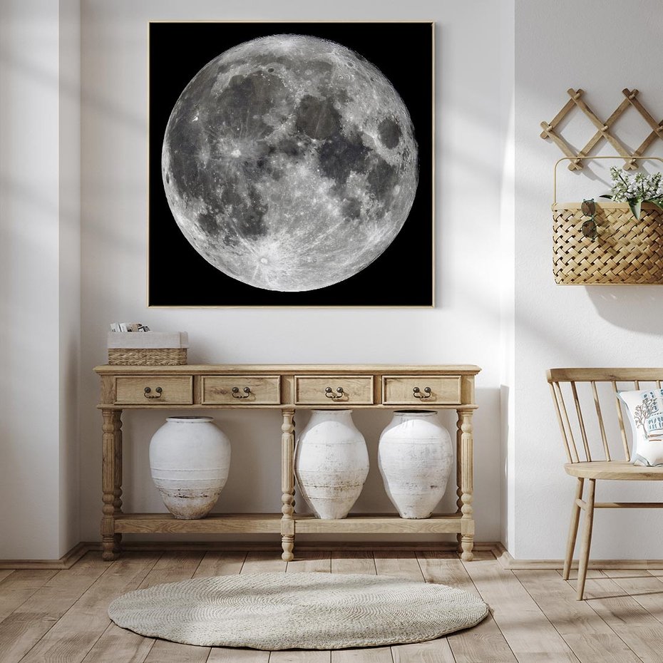 Obraz w ramie 50x50 - Księżycowa Aura - zdjęcie, ogromny księżyc na czarnym tle - rama drewno