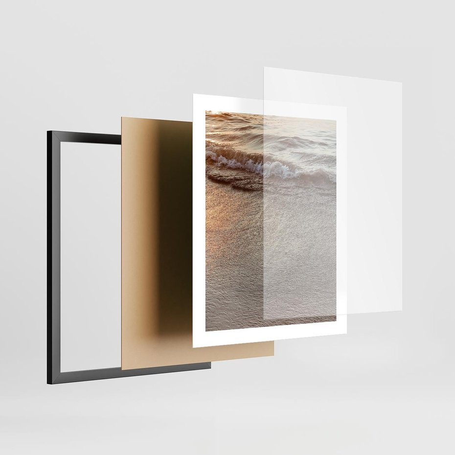 Plakat w ramie 40x50 - Spokój Morza: Fale na Plaży - fale, morze - rama czarna