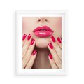 Plakat w ramie 40x50 - Wyrażenie Piękna - paznokcie, usta - rama biała