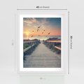 Plakat w ramie 40x50 - Sielanka nad brzegiem - plaża, pomost - rama biała