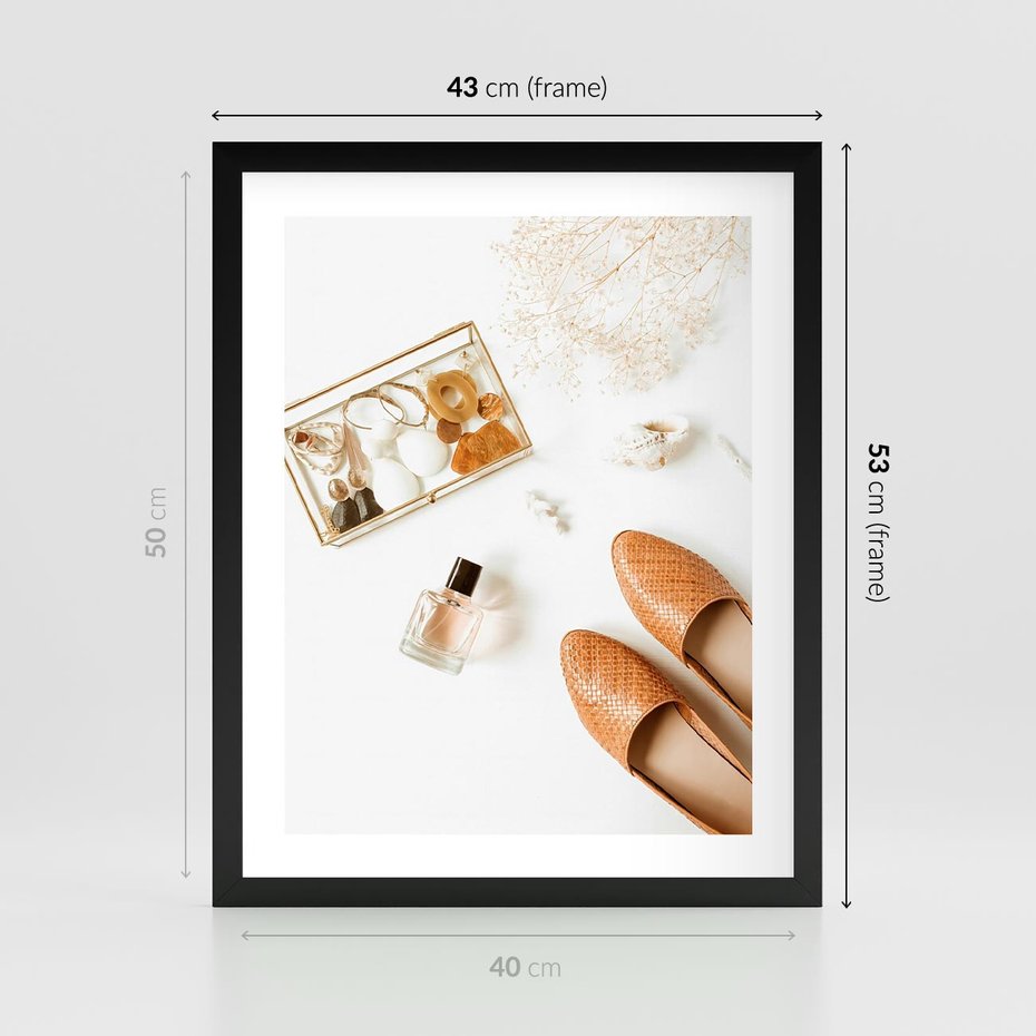 Plakat w ramie 40x50 - Elegancja w Szafie - modowa fotografia, buty - rama czarna