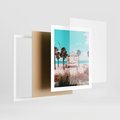 Plakat w ramie 40x50 - Plaża, Palmy i Spokój Miami - budka ratownika, plaża Miami - rama biała