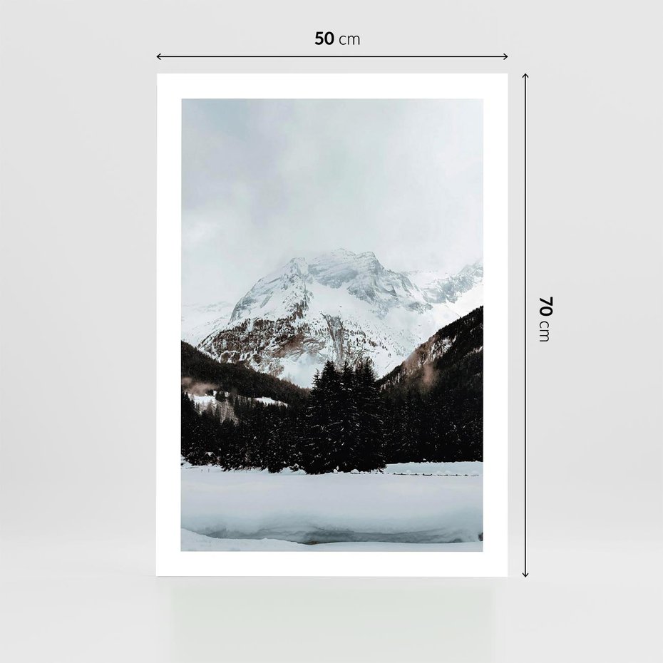 Plakat bez ramy 50x70 - W Cieniu Śnieżnych Szczytów - górski krajobraz, zima