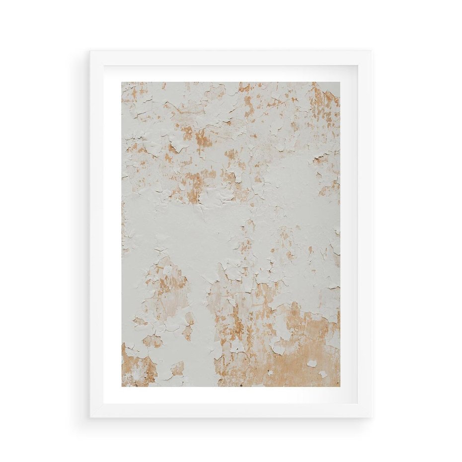 Plakat w ramie 50x70 - Beżowa Ściana z Łuszczącą Się Farbą - stara ściana, beżowa - rama biała