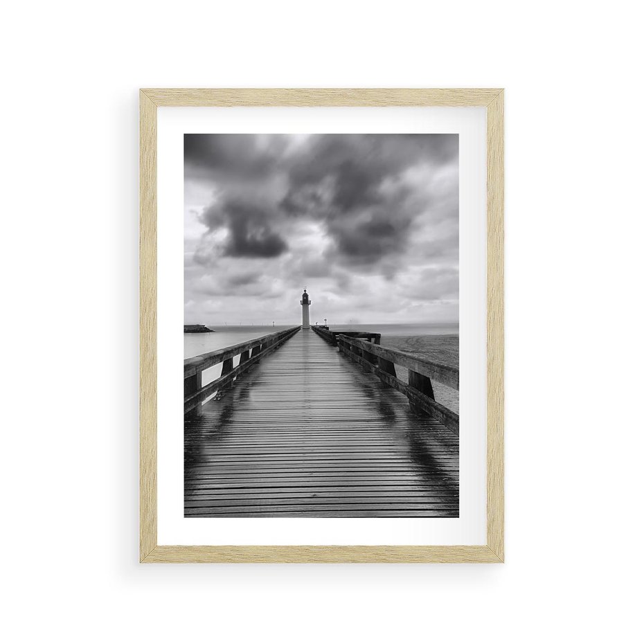 Plakat w ramie 30x40 - Romantyczny pomost z latarnią - pomost, latarnia - rama drewno