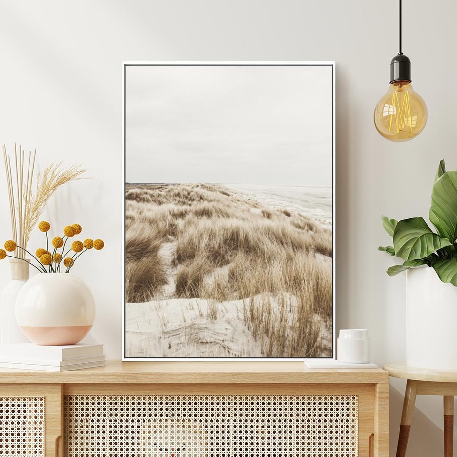 Obraz w ramie 50x70 - Nadmorskie Wydmy - fotografia, kolory sepii - rama biała