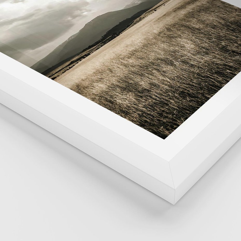 Plakat w ramie 50x70 - Nostalgiczny Krajobraz - pole, krajobraz - rama biała