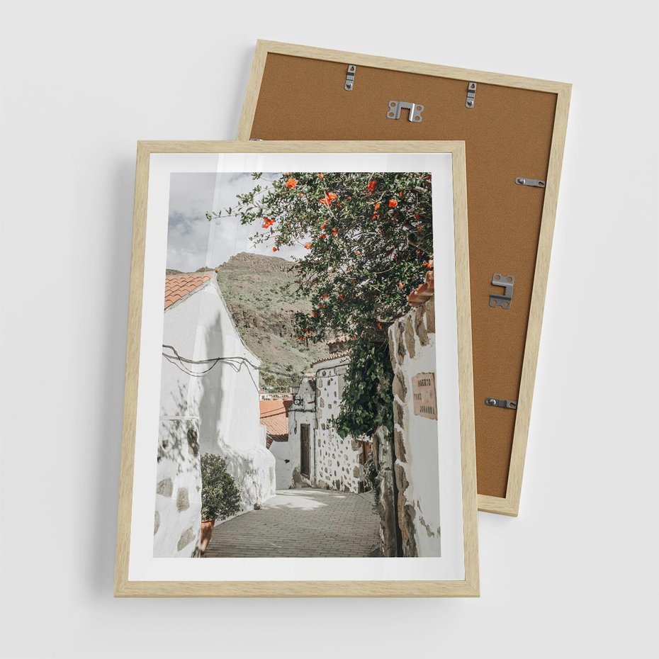 Plakat w ramie 50x70 - Południe Europy - śródziemnomorski krajobraz, uliczka we włoszech - rama drewno