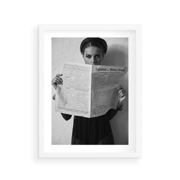 Plakat w ramie 40x50 - Nowe Wiadomości - retro zdjęcie, czarno białe - rama biała