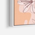 Obraz w ramie 80x80 - Kwiatowa Harmonia - minimalistyczny plakat, pudrowe kwiaty - rama biała