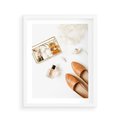Plakat w ramie 40x50 - Elegancja w Szafie - modowa fotografia, buty - rama biała