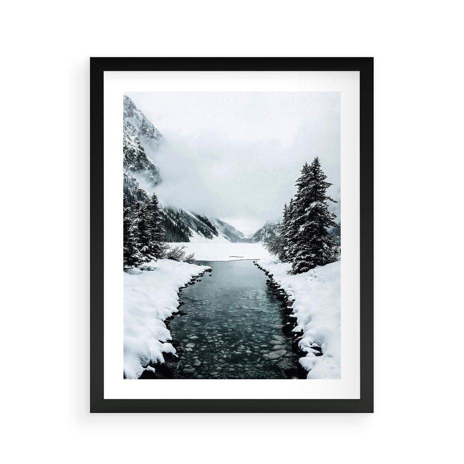 Plakat w ramie 40x50 - Zimowa Przyroda: Rzeka, Góry i Śnieg - zima, rzeka - rama czarna