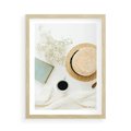 Plakat w ramie 50x70 - Boho Urok - kompozycja boho, slomkowy kapelusz - rama drewno