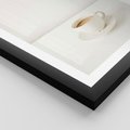 Plakat w ramie 40x50 - Kawa w Prostocie - kawa w filizance, białe tłó - rama czarna