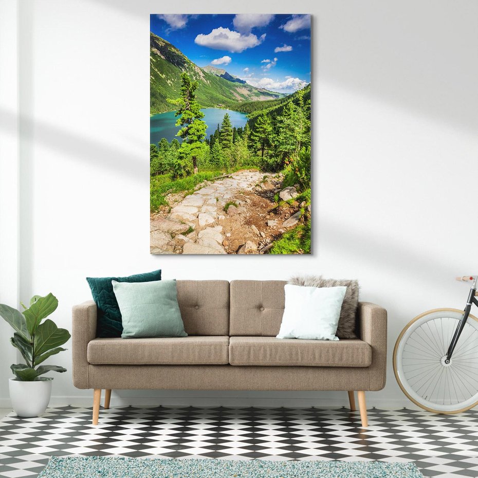 Obraz na płótnie 80x120 - Jezioro górskie: harmonia natury - jezioro, góry
