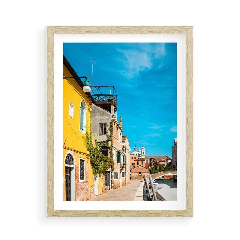 Plakat w ramie 50x70 - Przechadzka w Sercu Miasta - uliczka, perspektywa - rama drewno