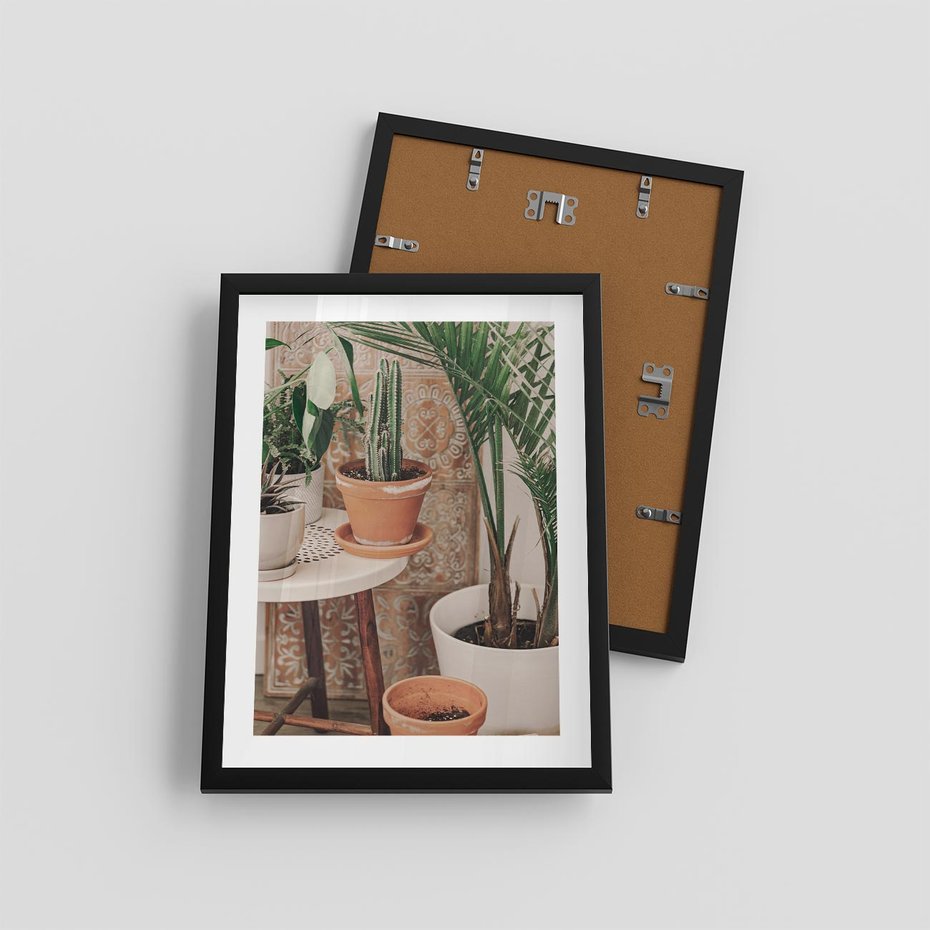 Plakat w ramie 30x40 - Boho Oaza: Kaktusy w Doniczkach - rośliny kaktusy w doniczkach, boho wnętrze - rama czarna