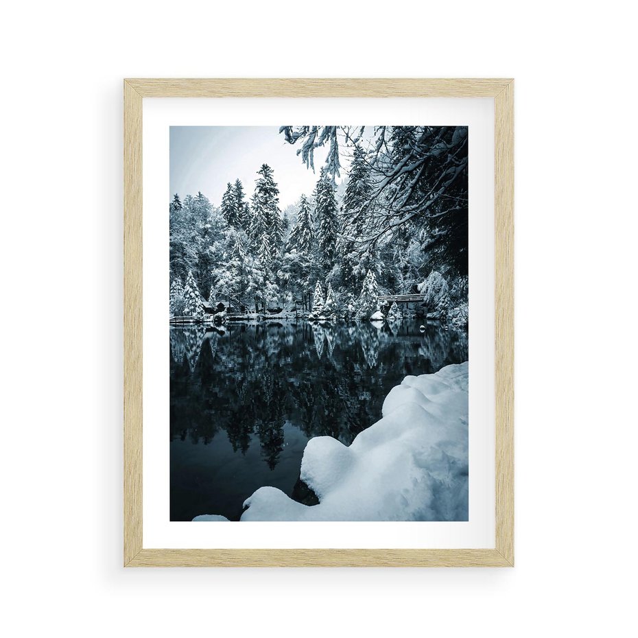 Plakat w ramie 40x50 - Zima nad Jeziorem - krajobraz zimowy, jezioro - rama drewno