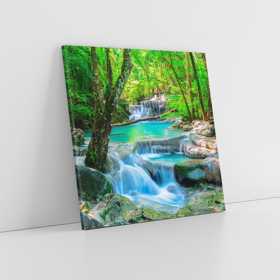 Obraz na płótnie 60x60 - Magia w lesie nad rzeką - wodospad, rzeka
