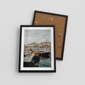 Plakat w ramie 30x40 - Malowniczy Krajobraz Morski - morze, łódki - rama czarna