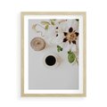 Plakat w ramie 50x70 - Bukiet Kwiatów i Kawa na Stole - fotografia, na stole bukiet - rama drewno