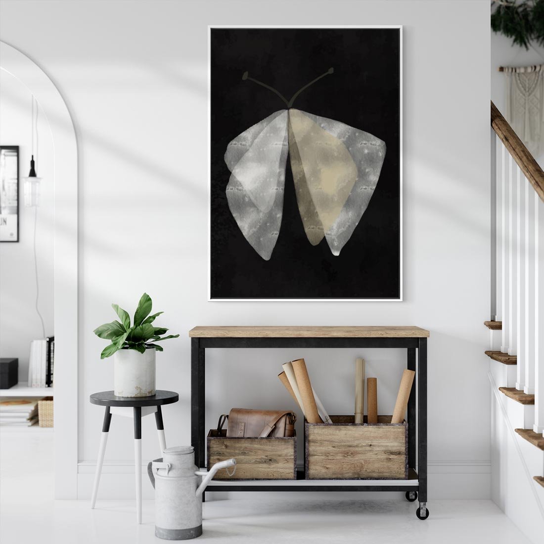 Obraz w ramie 50x70 - Obce Powidoki - abstrakcyjna ćma, mroczna atmosfera - rama biała