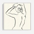 Obraz w ramie 50x50 - Tajemniczy Rytm - kobieta, posąg - rama biała