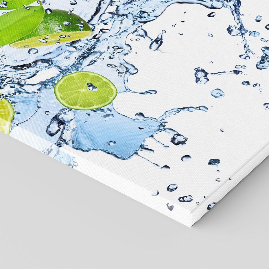 Obraz na płótnie 70x100 - Świeżość limonki i błękity wody - limonka, woda