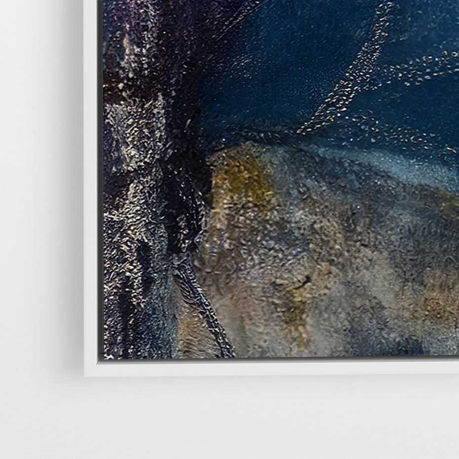 Obraz w ramie 50x70 - Tekstura Kwiatu - olejny obraz, niebieski kwiat - rama biała