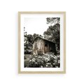 Plakat w ramie 30x40 - Oaza Uroku: Drewniana Chatka i Ogród - domek, ogród - rama drewno