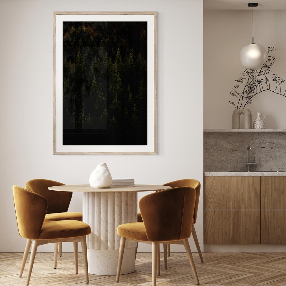 Plakat w ramie 50x70 - Ciemny las iglasty - las, iglasty - rama drewno