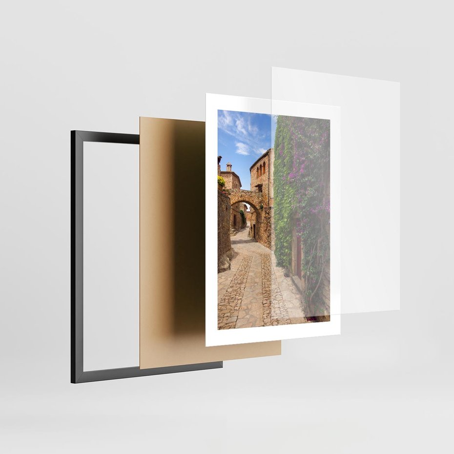 Plakat w ramie 30x40 - Uliczka pełna perspektywy i tajemnicy - uliczka, perspektywa - rama czarna